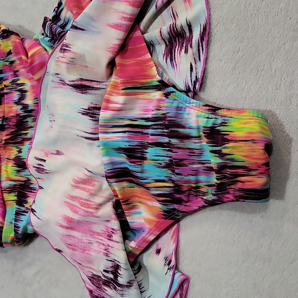 Ceeb Swimsuit View 4